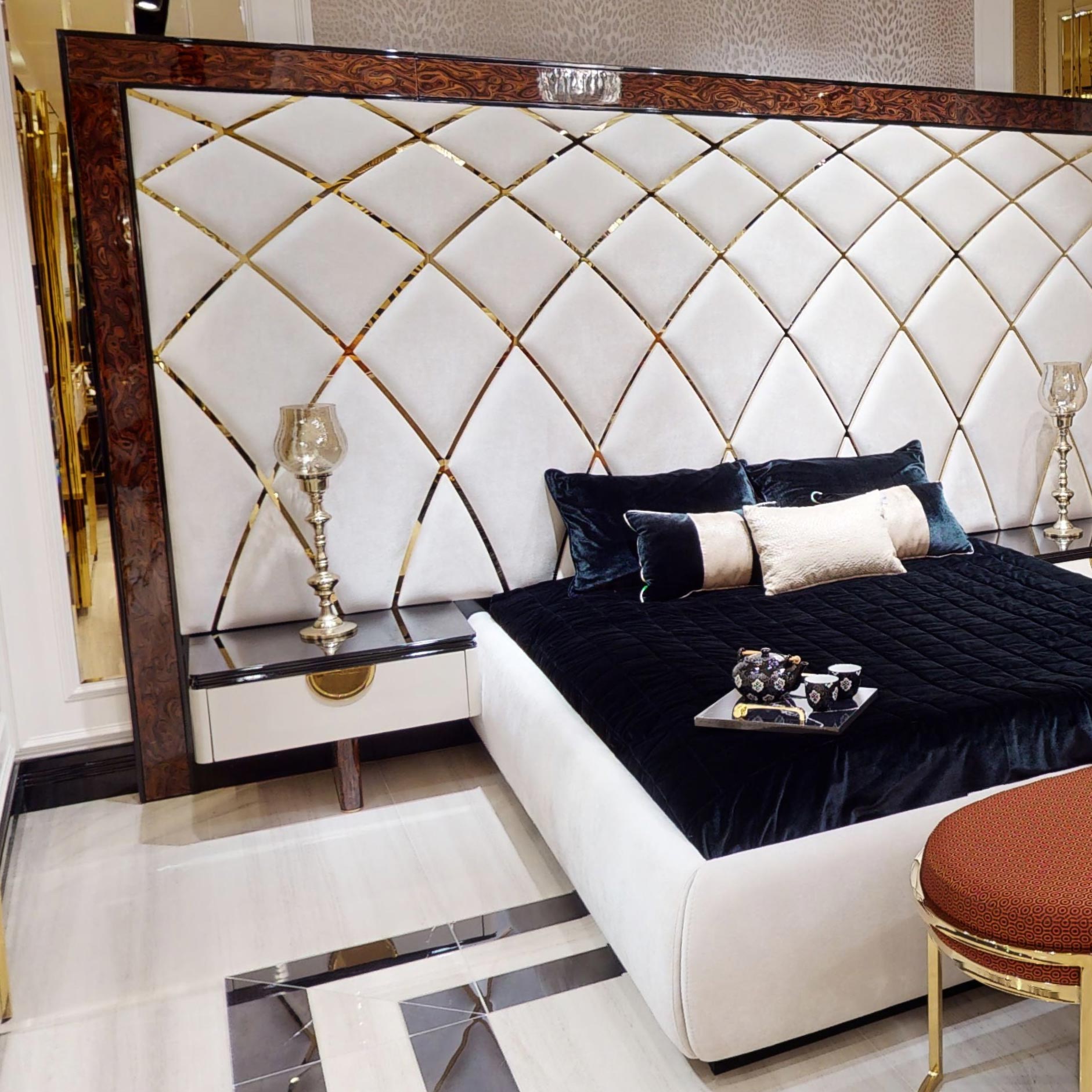 dior-pat-02 DIOR DORMITOR SET CONF - imagine 1
